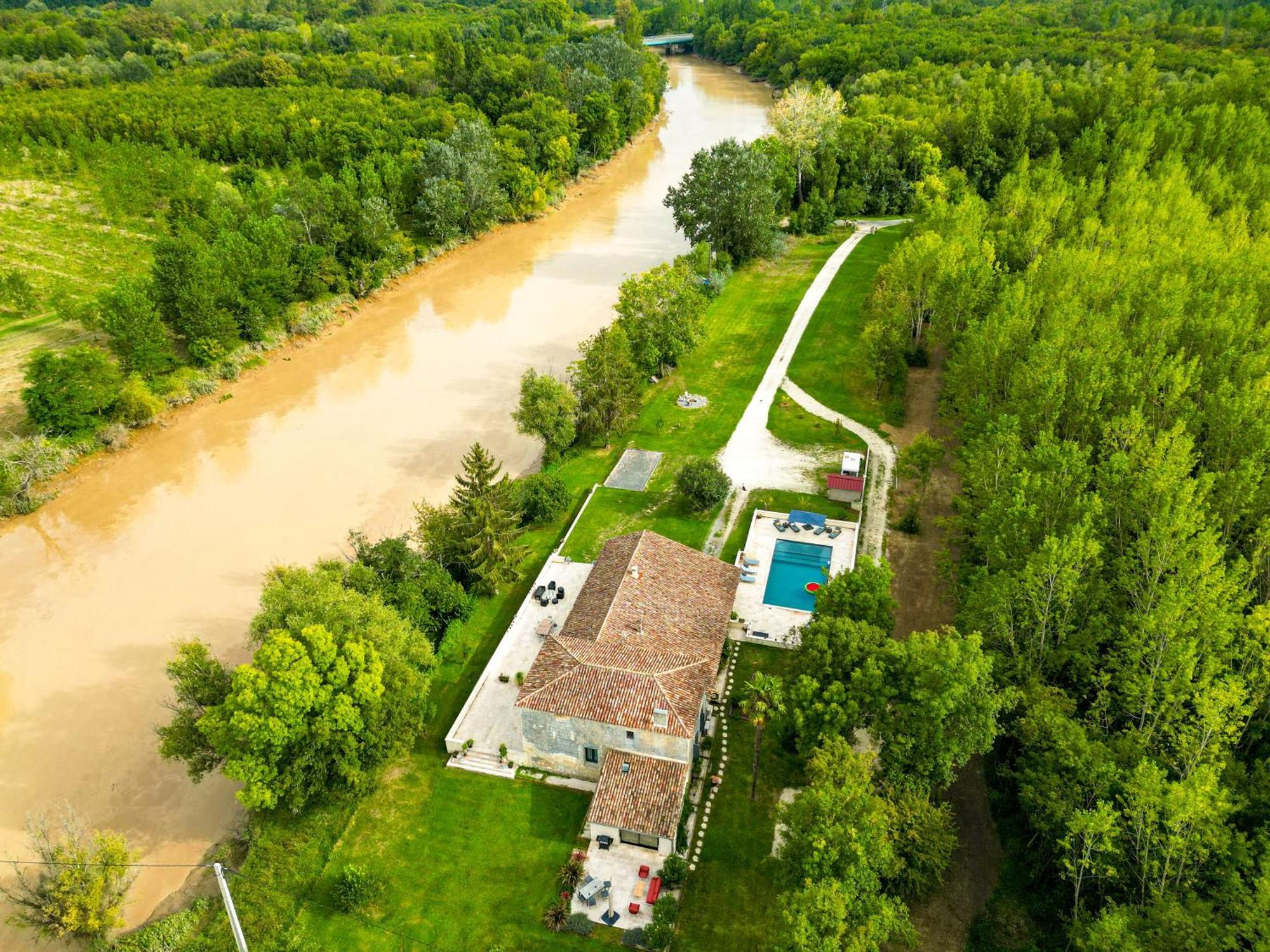 Villa Le Bon Ami Fronsac  Esterno foto