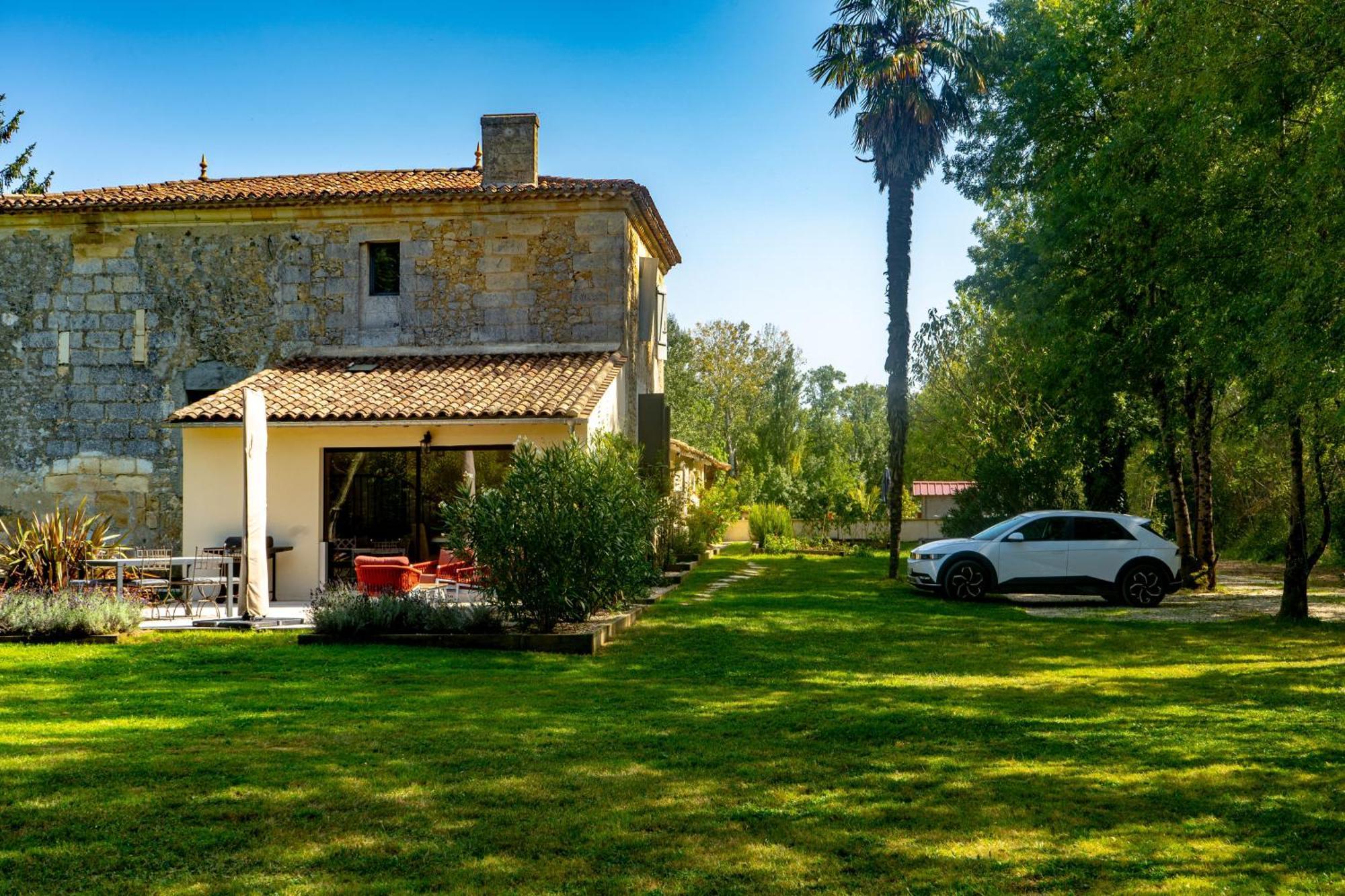 Villa Le Bon Ami Fronsac  Esterno foto